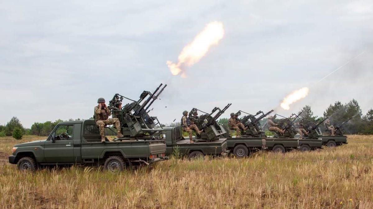 Силы обороны увеличивают число мобильных огневых групп ПВО.