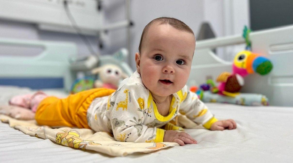 Neurosurgeons in Lviv saved a seven-month-old girl with a rare brain blood vessel aneurysm.