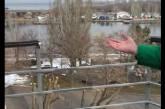 In Mykolaiv, vandals damaged the railing at the observation deck (video).